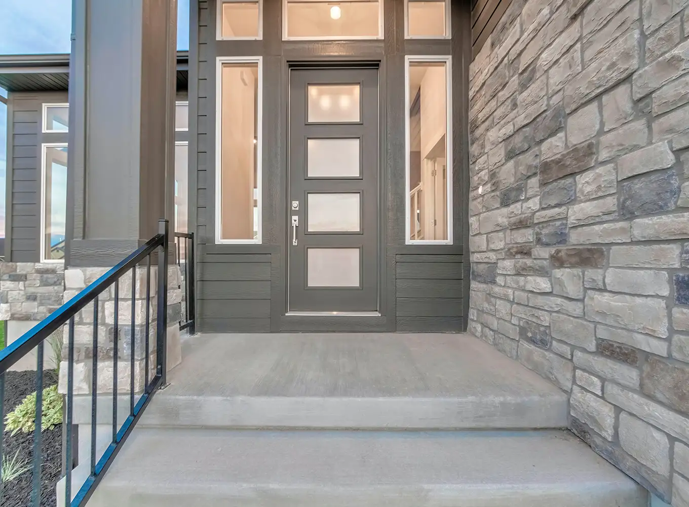 Armstrong Flatwork - Collinsville IL - Concrete Steps